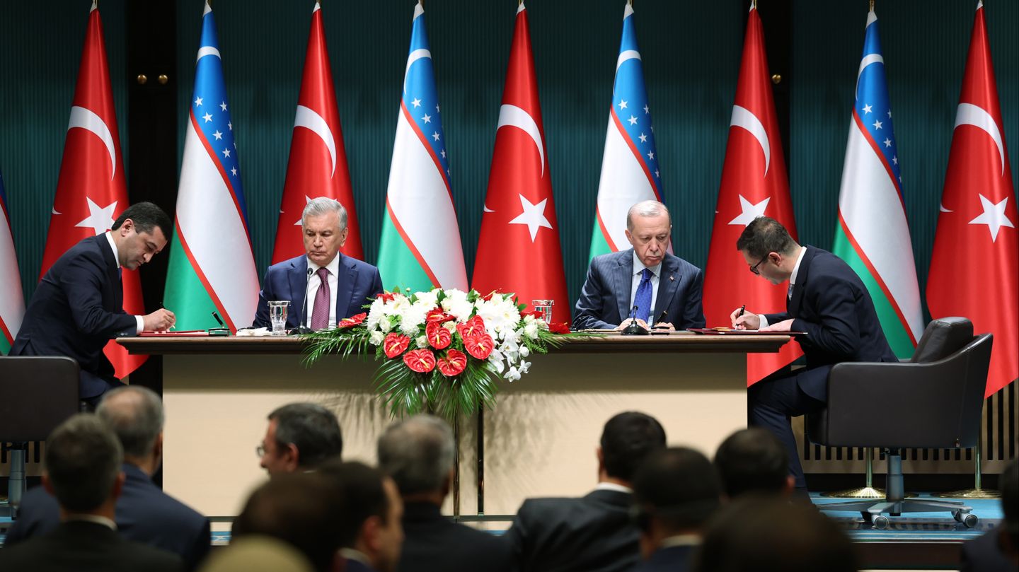 Türkiye ile Özbekistan arasında 18 anlaşma imzalandı