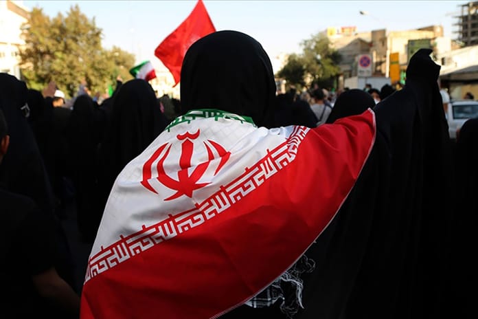 The Wall Street Journal: İran büyük bir iç kaosa sürüklenirken yeniden Trump ile yüzleşecek!