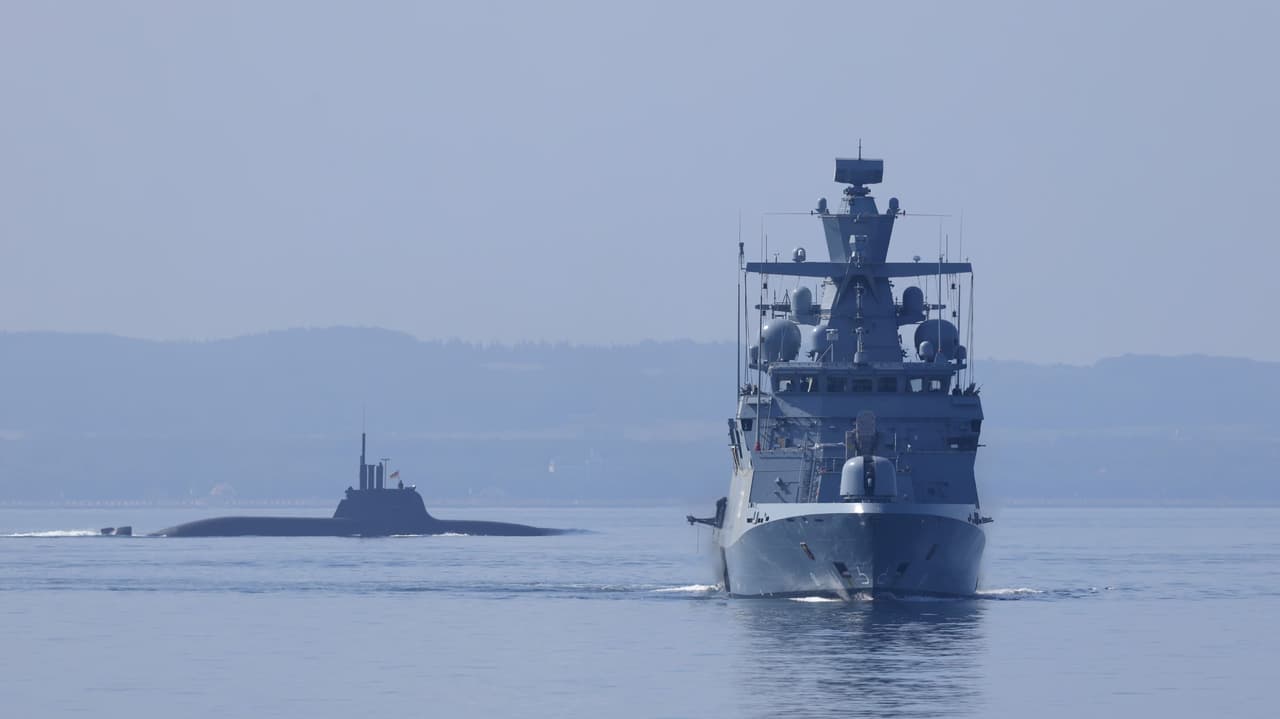 NATO Baltık denizinde devriye görevini başlattı