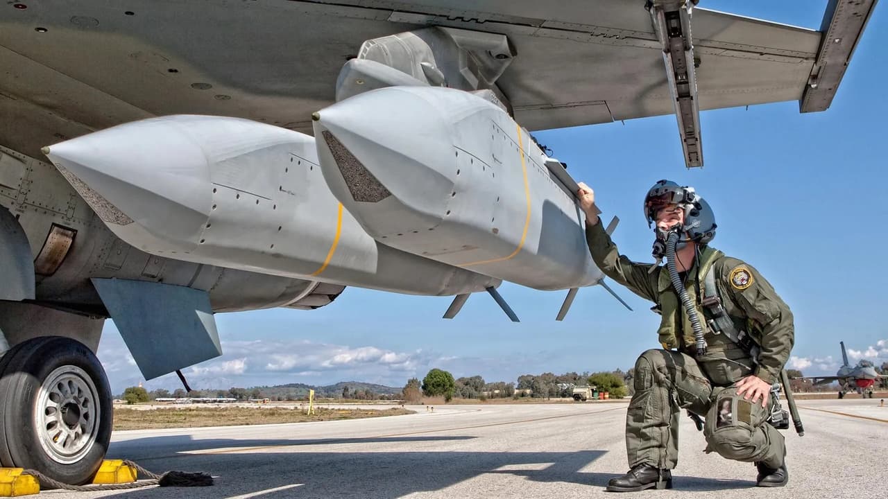 ABD, Ukrayna'ya AGM-154 JSOW füzesi gönderecek