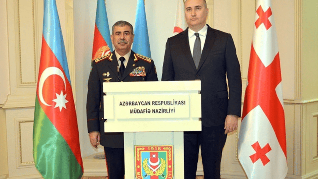 Azerbaycan ve Gürcistan, savunma alanında işbirliği anlaşması imzaladı