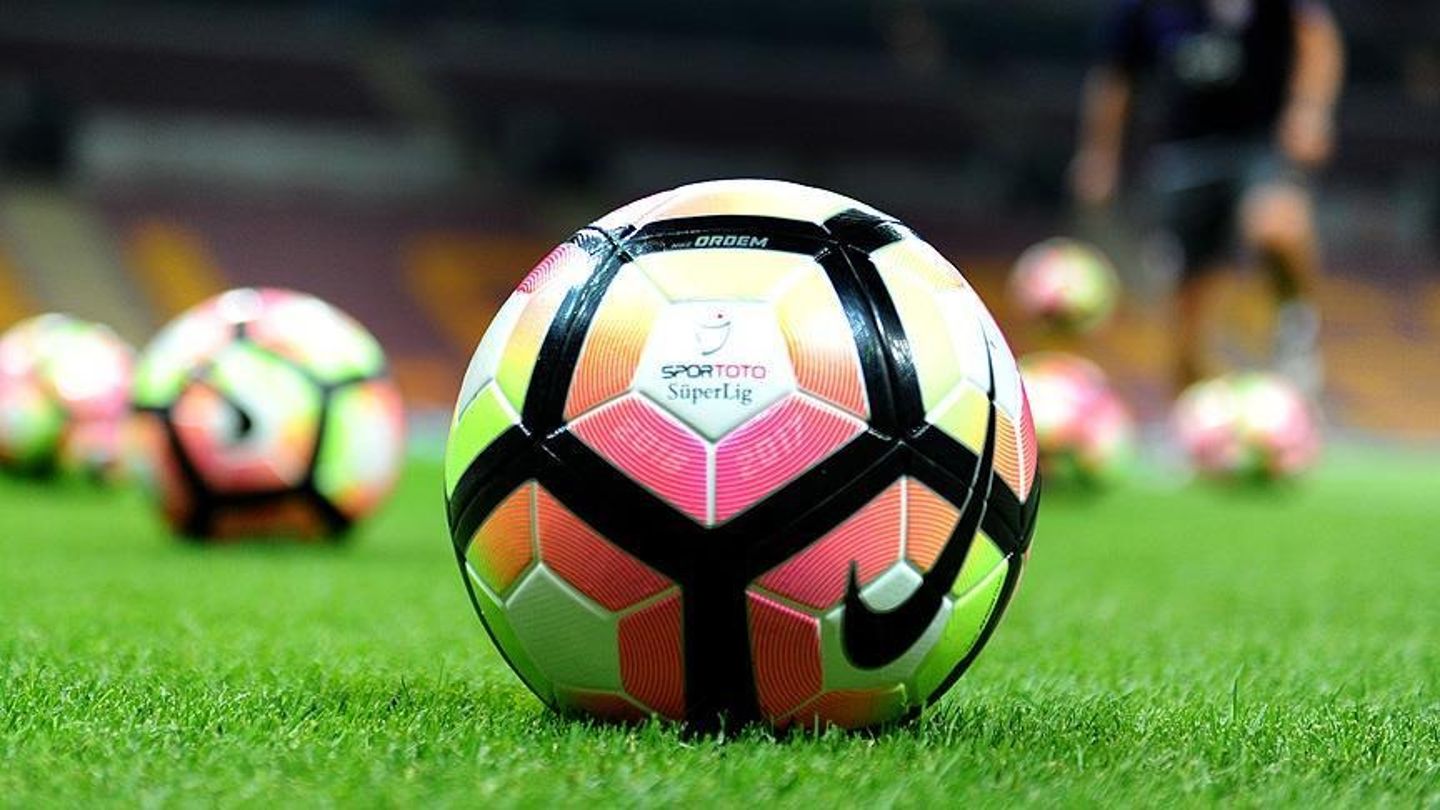 Fikstür kurası çekiliyor | Süper Lig kura çekimi hangi kanalda?