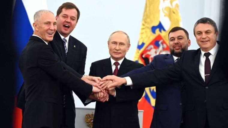 Rusya, Ukrayna'da işgal ettiği bölgelerde yerel seçim düzenliyor