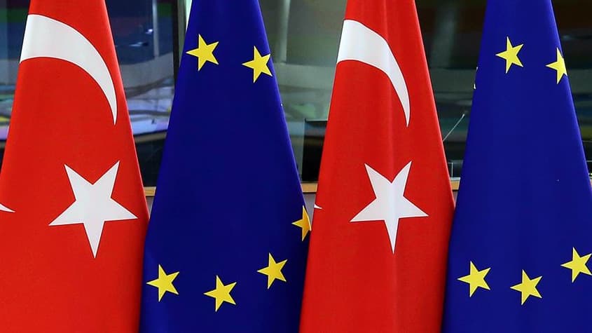 Eurobarometer: AB'ye güvende Türkiye zirvede