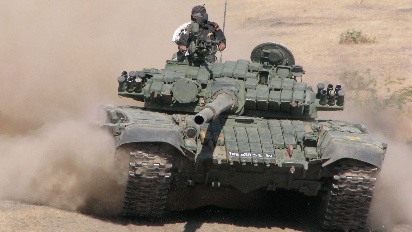 Hindistan eskiyen T-72 tanklarını ihraç etmeyi planlıyor