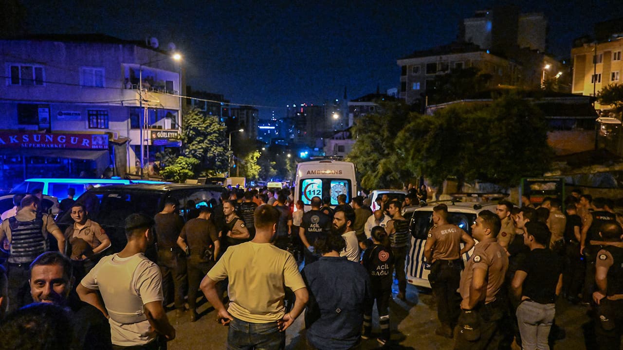 İstanbul'da polisi şehit eden hainlerin geçmişteki olayları