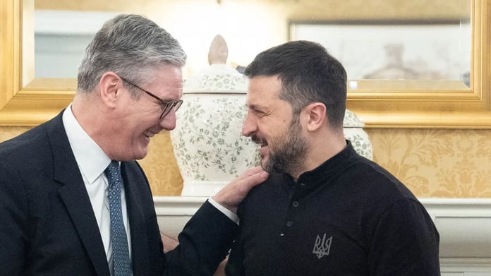 Starmer, İngiltere'nin Ukrayna'ya yılda 3 milyar sterlin vereceğini söyledi