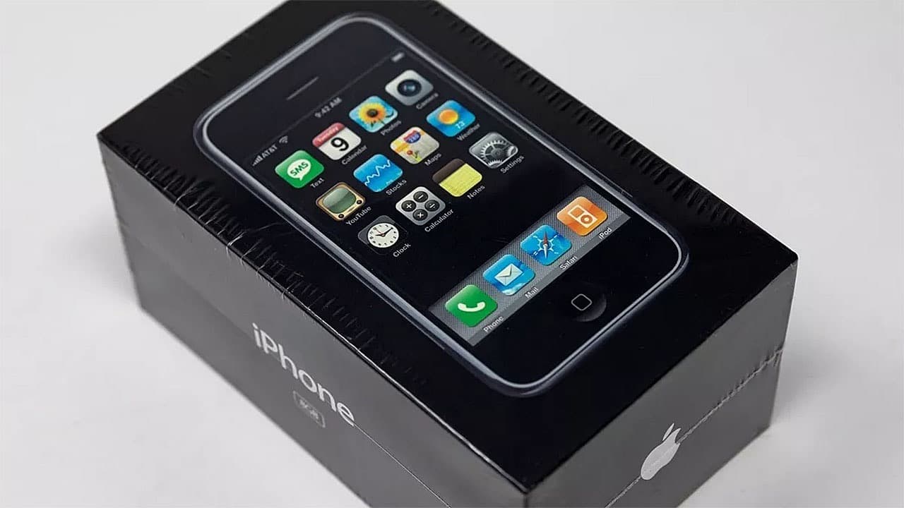2007 model bir iPhone satış rekoru kırdı!