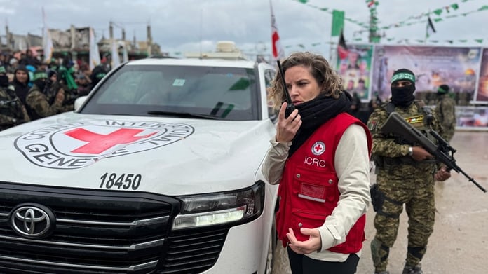 Hamas İsrail'in unuttuğu esirleri serbest bıraktı