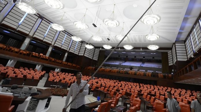 TBMM 275 sürekli işçi alıyor! İşte TBMM işçi alımı şartları ve başvuru ekranı