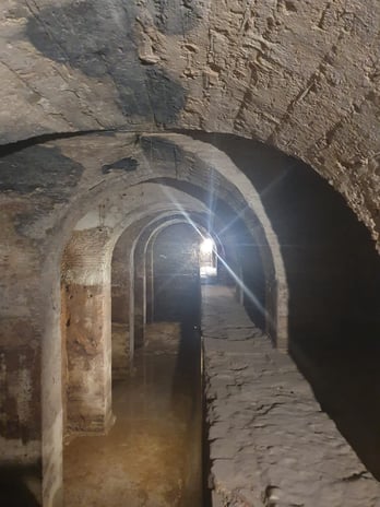 Sultanahmet'te İbrahim Paşa Sarayı'nın altında büyük bir yapı keşfedildi