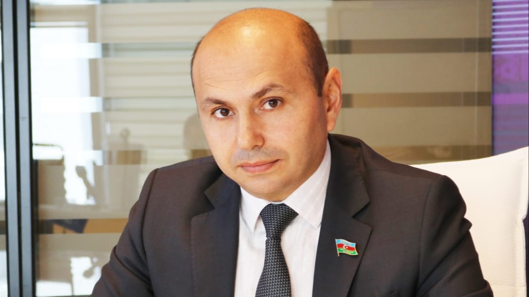Azerbaycanlı Milletvekili Elşad Mirbaşiroğlu