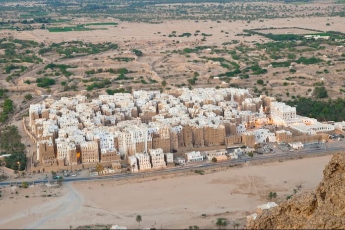Dünyanın en eski gökdelen şehri: tarihi Şibam Kenti
