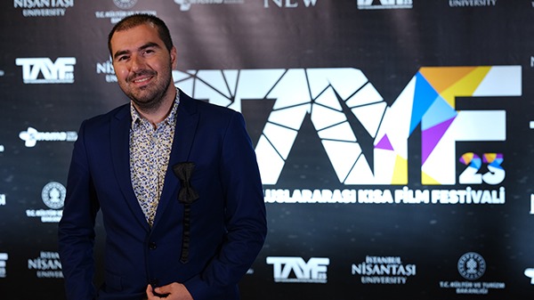 gdh dijital'in kültür sanat editörü Deniz Ali Tatar da jüride