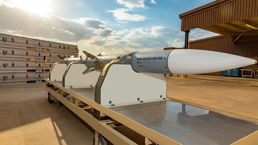 Hollanda, 226 adet AIM-120 AMRAAM füzesi satın alacak