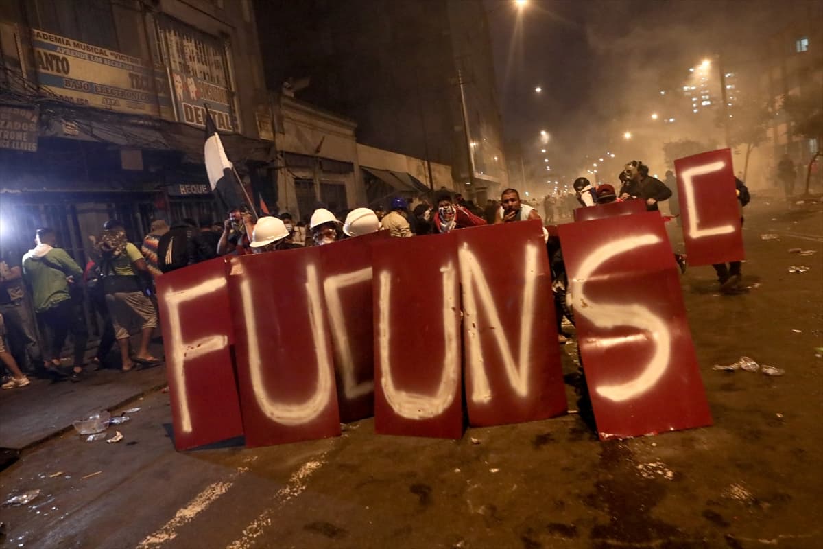 Peru'da yargı, protestolar nedeniyle hükümetten binalarını korumasını istedi