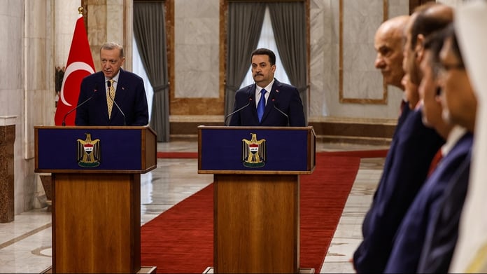 Middle East Eye: Türkiye Orta Doğu'daki hassas dengeyi nasıl koruyor?