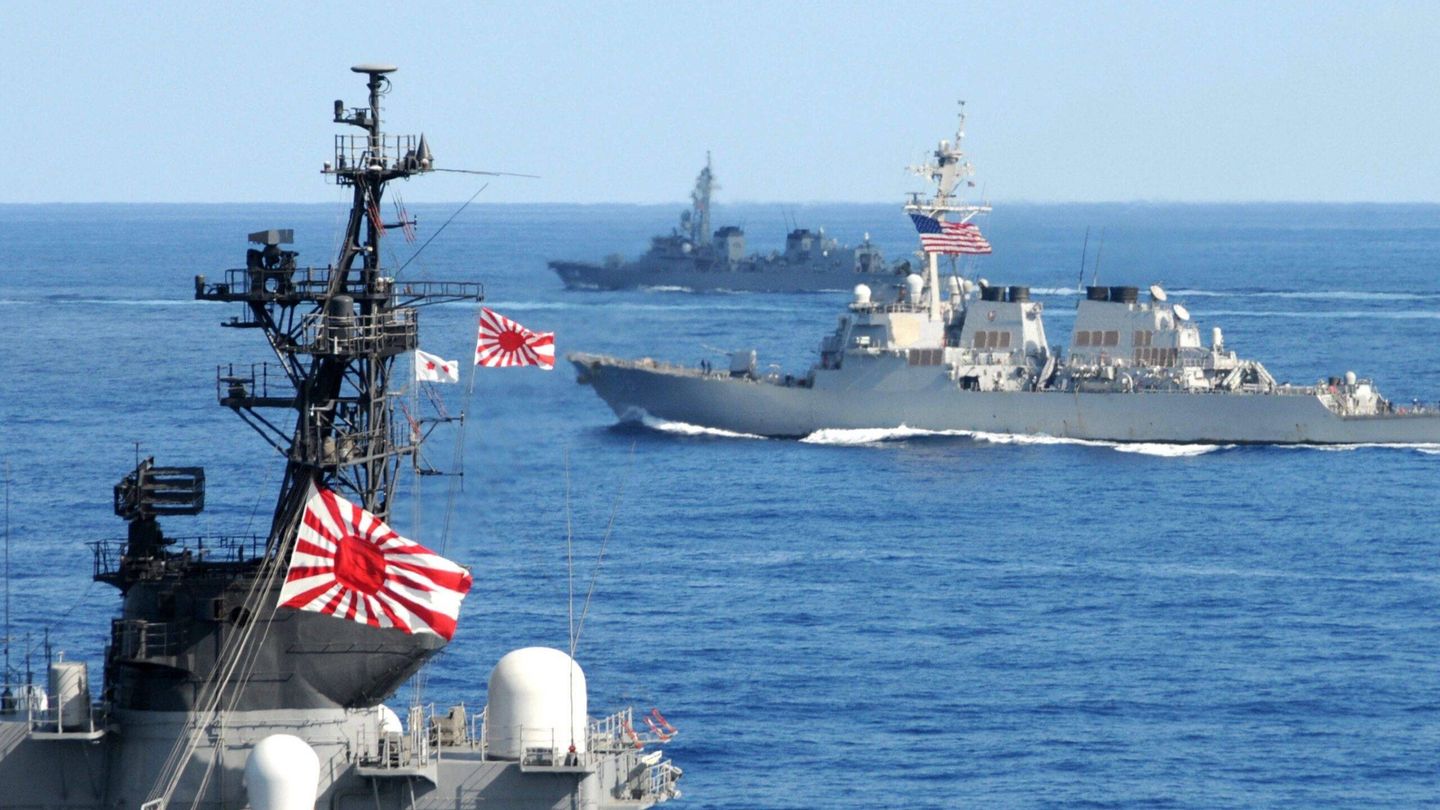 Japonya, bugüne kadarki en büyük savunma bütçesi için kolları sıvadı