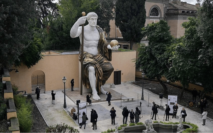 İmparator Konstantin yeniden Roma’ya bakıyor