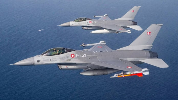 Danimarka, bu yılın sonuna kadar Ukrayna'ya ek F-16 tedarik edecek