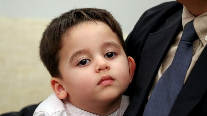 İlk Türk astronotunun yeğeni Karan Gezeravcı, "kanka" dediği amcasından "yıldız" istedi