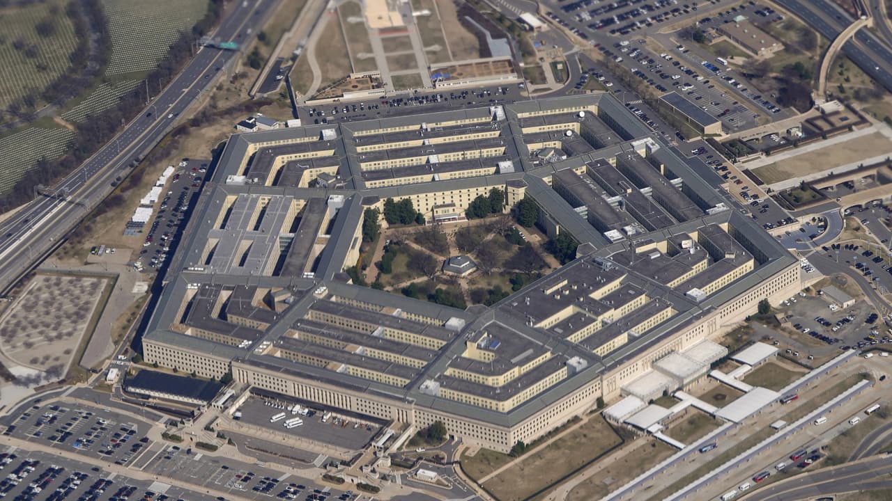Pentagon, deepfake kullanıcıları için yapay zeka kullanacak