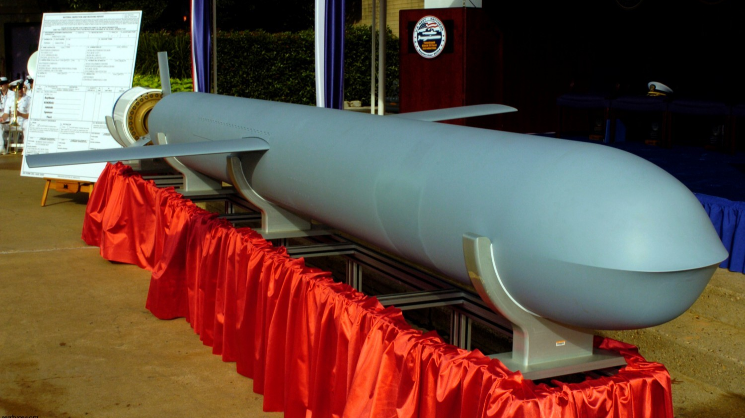 Hollanda'dan devasa uzun menzilli füze alımı