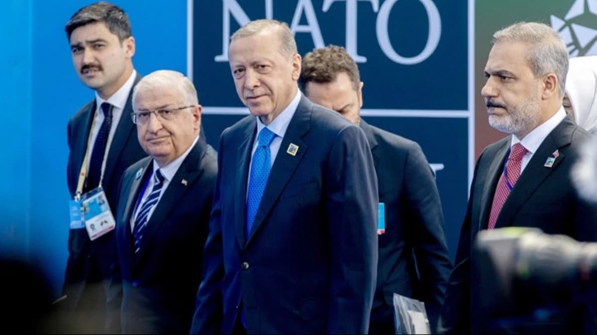 Türkiye: Rusya ve Batı Arasında Karlı Denge