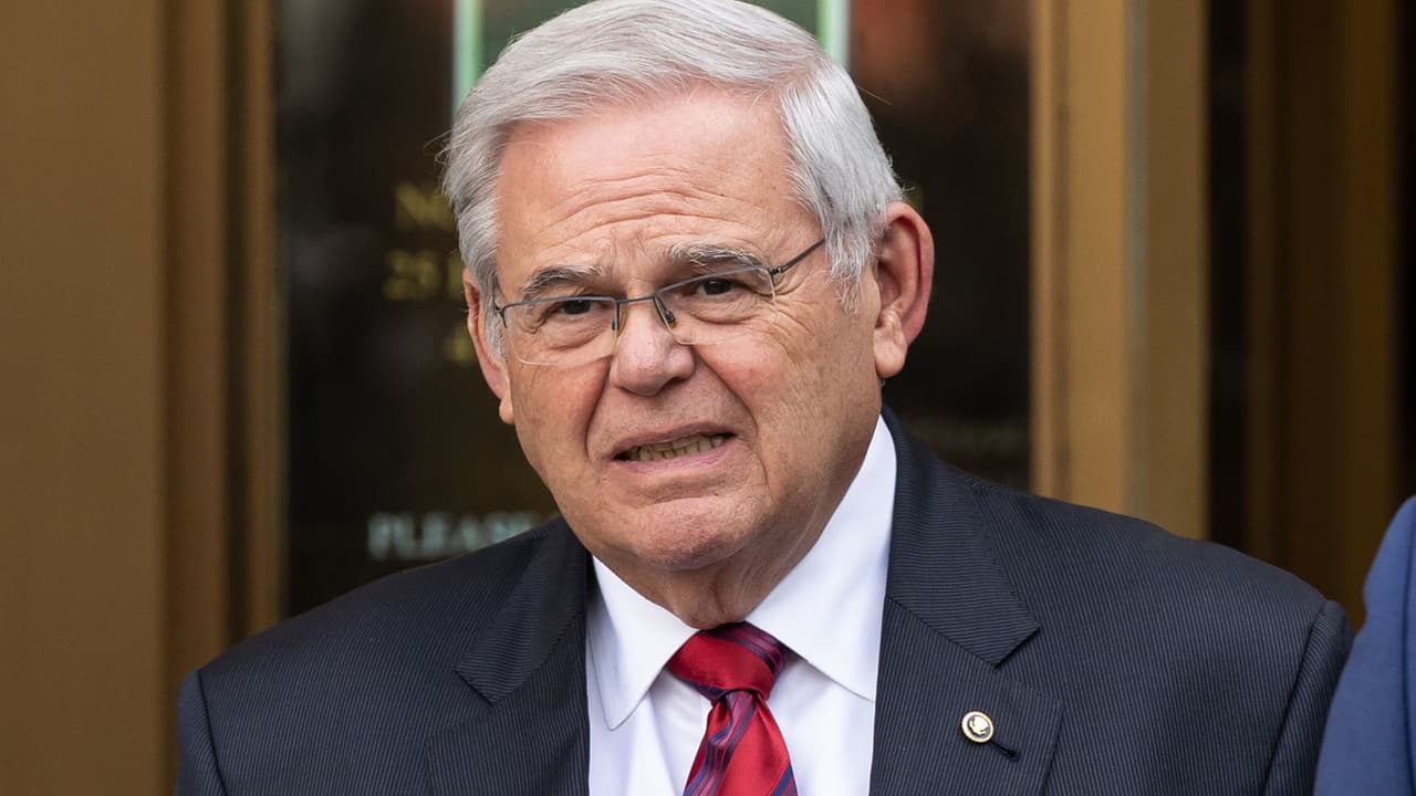 Türkiye düşmanı ABD'li Senatör Menendez suçlu bulundu