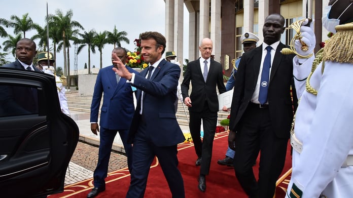 Macron, Fransa'nın "Afrika'ya müdahale projesi" Fransafrik'in bittiğini söyledi