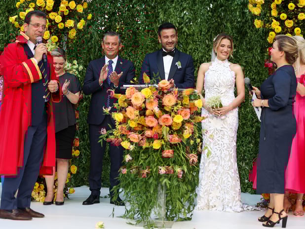 Vatandaşın parasıyla yasak aşkına özel uçak biletleri otel ödemeleri: Rıza Akpolat soruşturmasında yeni perde