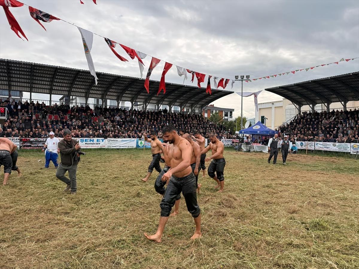 Hıdırellez coşkusu ve güreş heyecanı bir arada