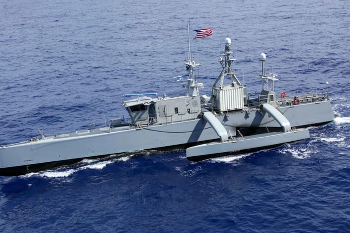 ABD Donanması, insansız sistemler sorumlusu amirali görevden aldı