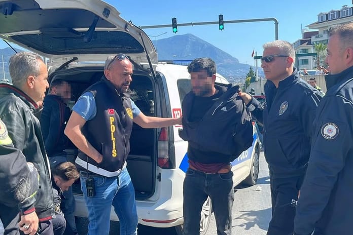 Alanya'da polisten kaçan sürücüye rekor ceza