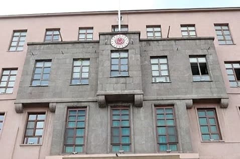 İncirlik Üssü'ndeki siren seslerine ilişkin bakanlıktan resmi açıklama geldi