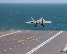 Çin, yeni uçak gemisi Fujian’da EMALS ile ilk uçuş testlerini başarıyla tamamladı