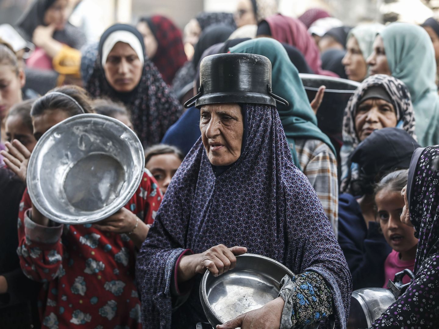 ABD destekli yardım kuruluşu direktörü Gazze'ye yardım göndermeye hazırlanırken görevinden aniden istifa etti