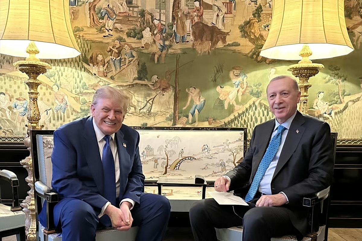 Cumhurbaşkanı Erdoğan ile Trump Lahey'de görüştü