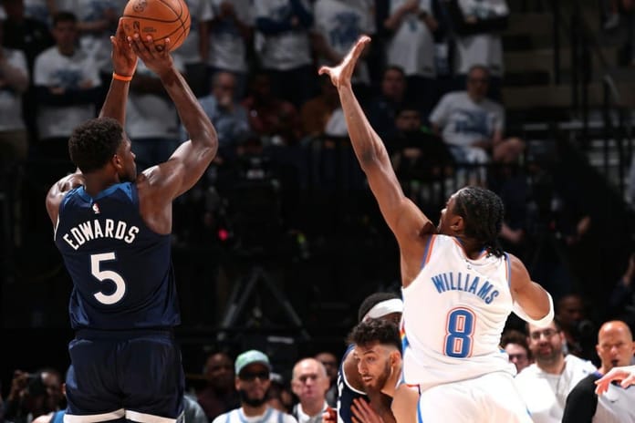 Timberwolves, play-off tarihinin en yüksek sayısına ulaştığı maçta Thunder'ı farklı mağlup etti