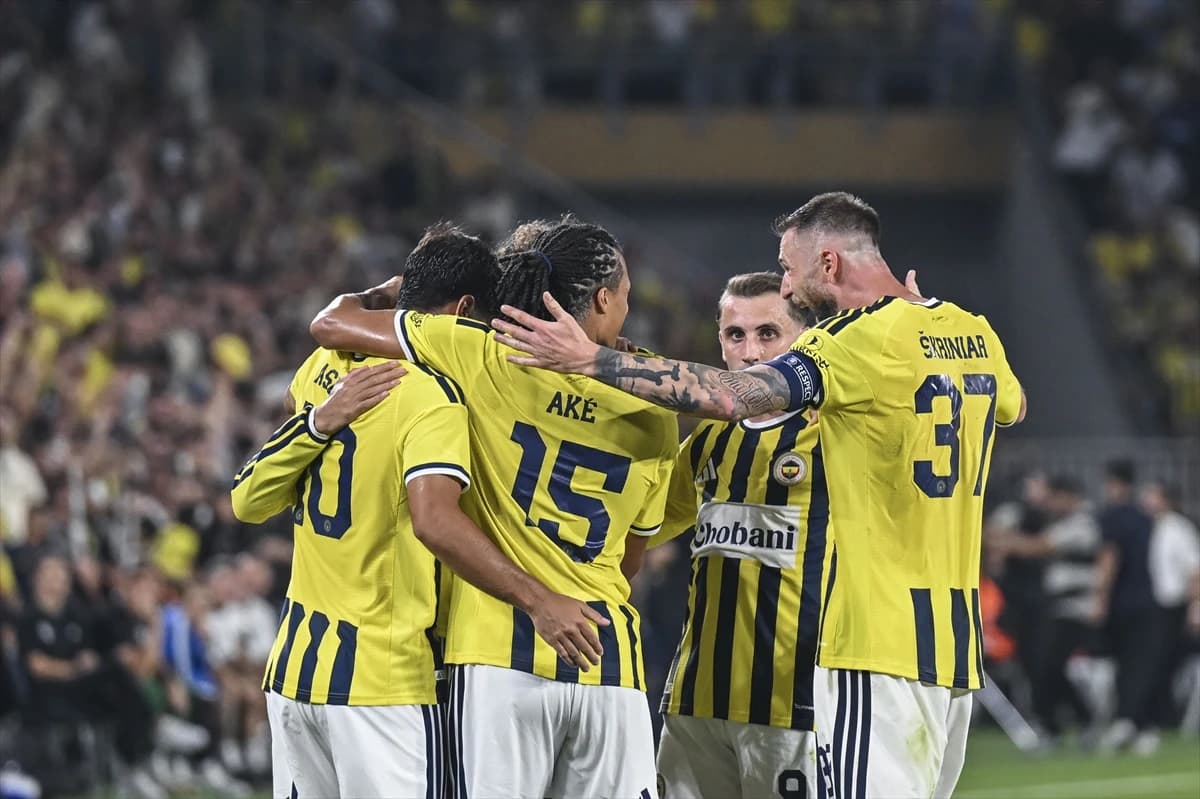 Fenerbahçe avantajı kaptı