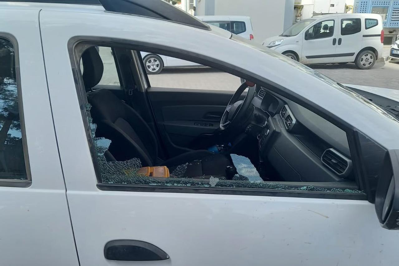 Dicle Elektrik personelleri silahla tehdit edilip darp edildi