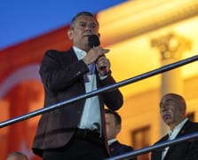 Özgür Özel: Zorunlu din dersi kalkacak, cemevleri ibadethane olacak