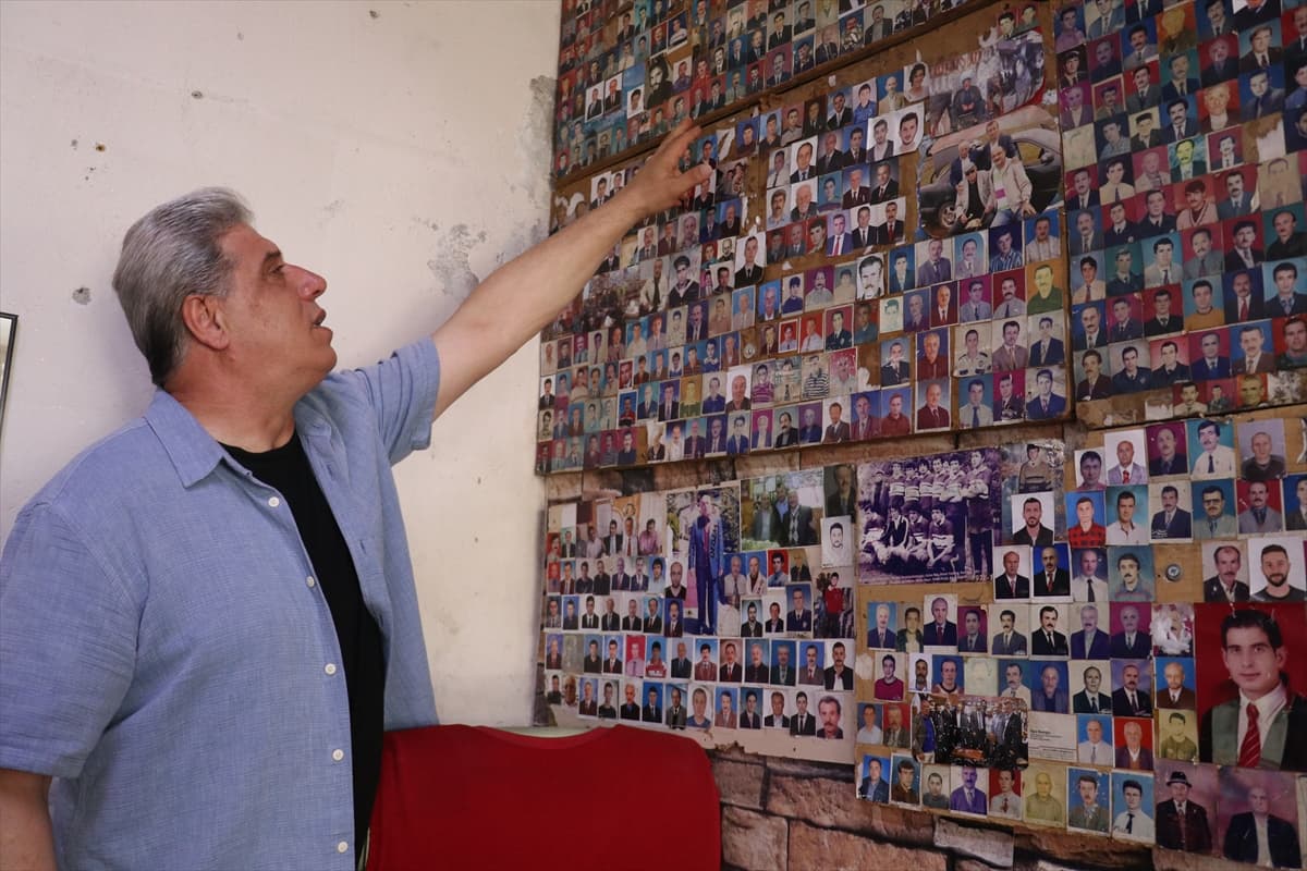 28 yıllık hatıra köşesi: Berberin fotoğraf arşivi