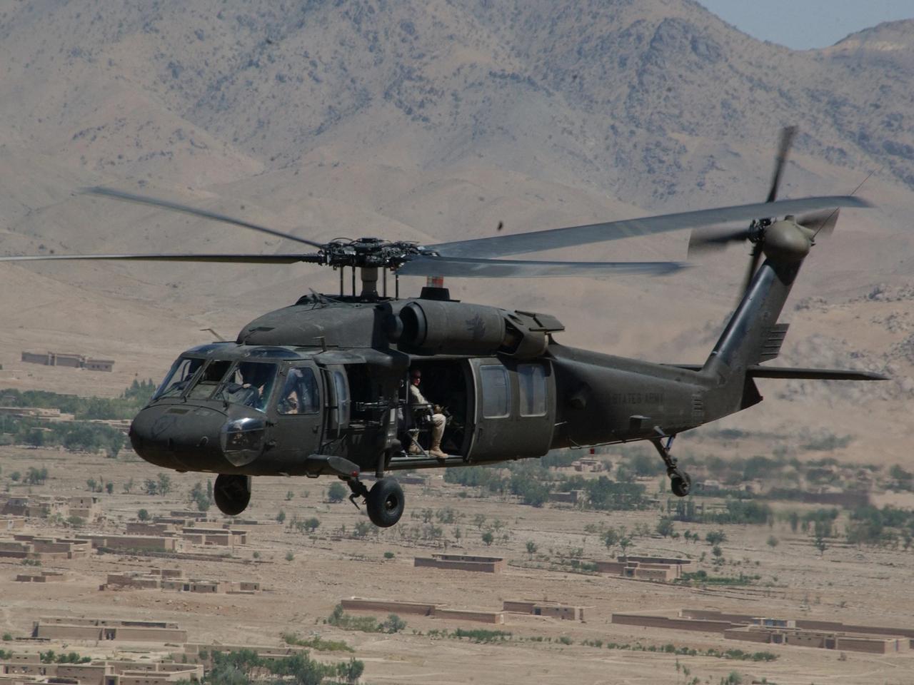 Malezya Kralı’ndan Black Hawk vetosu