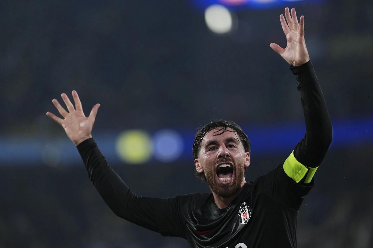 Beşiktaş'tan Orkun Kökçü için kınama bildirisi