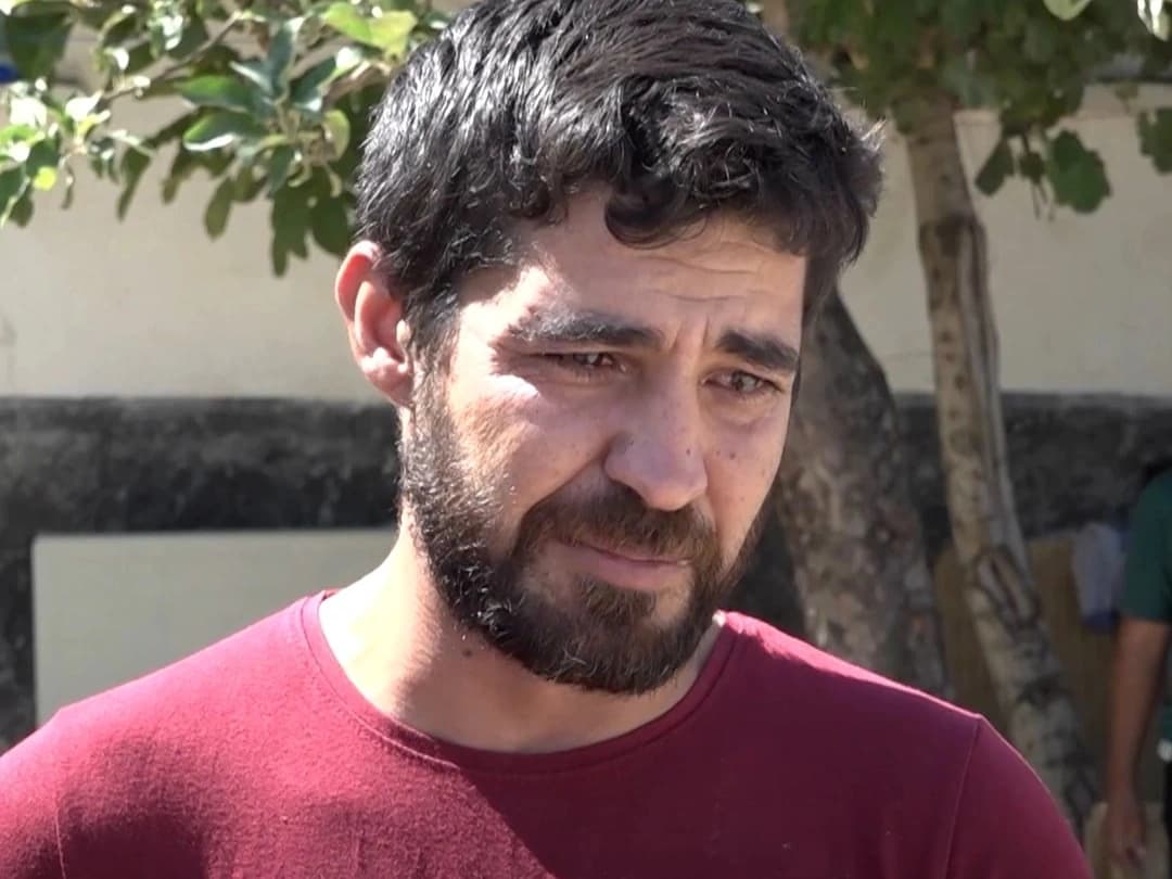 Annelerinden gelecek haberi bekliyorlar