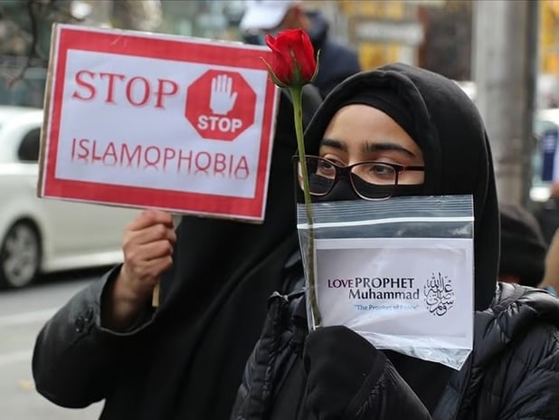 Almanya'nın Dresden kentinde İslamofobik saldırı