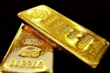 Tarihi rekor: Ons altın 5 bin doları aştı