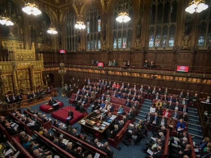 İngiltere’de aristokrat dönemi kapanıyor