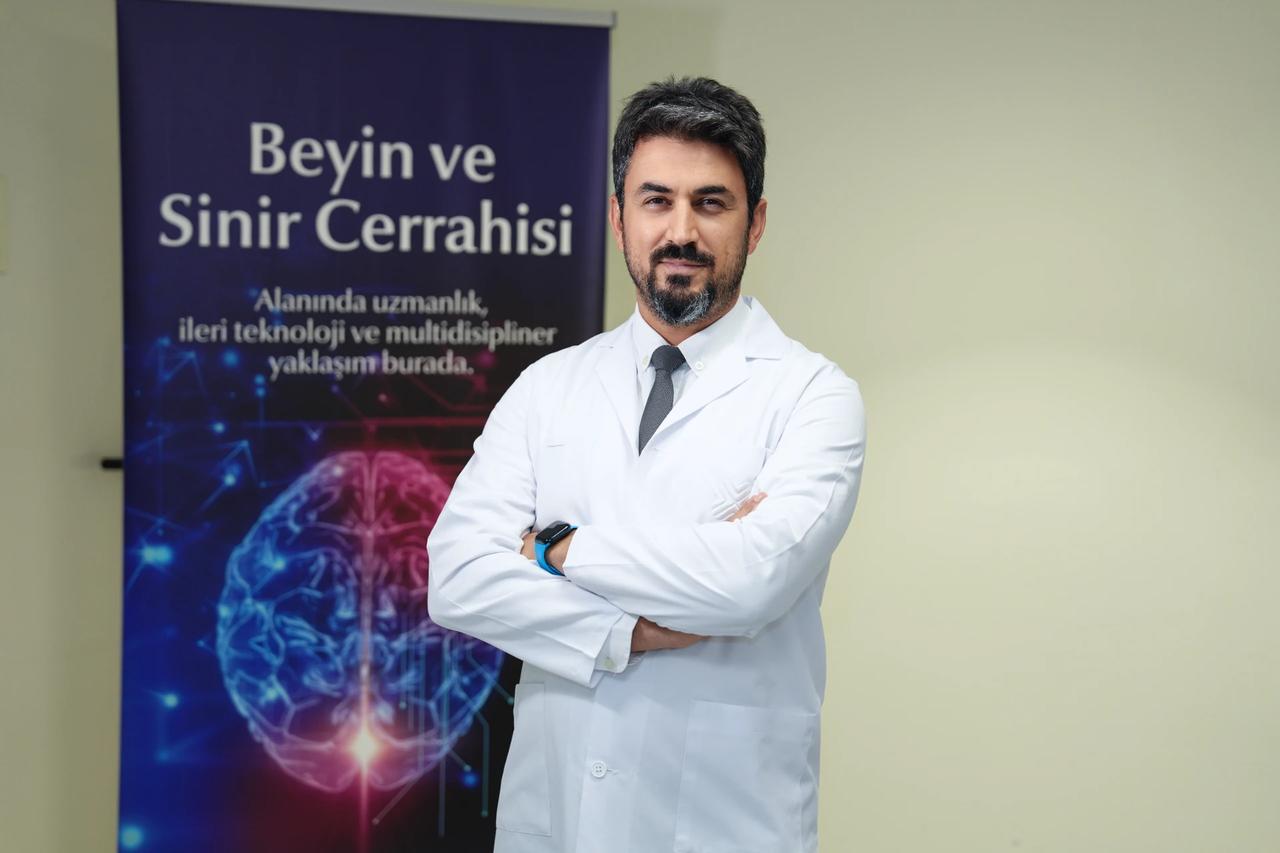 Beyin ve Sinir Cerrahisi Uzmanı Doç Dr Muhammet Arif Özbek